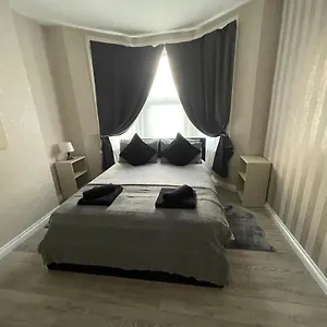  Apartment Beresford Ground Floor Seafront